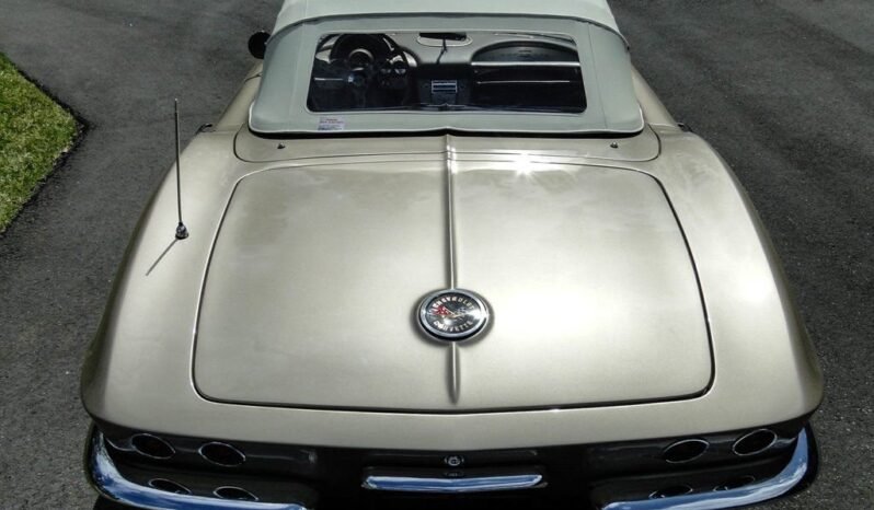 
								1962 Chevrolet Corvette full									