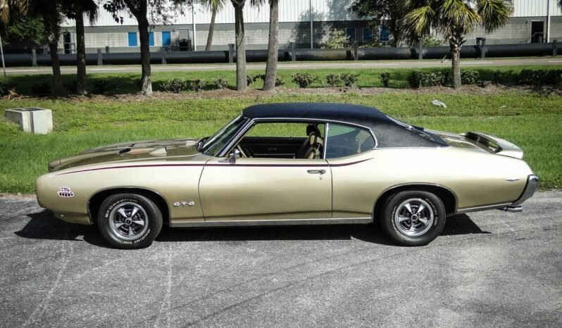 
								1969 Pontiac GTO full									