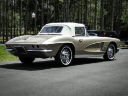 
										1962 Chevrolet Corvette full									